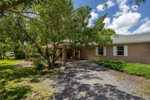 Casa en venta en Morriston, Florida, 5 dormitorios, 307.97 m2 № 2230745 - foto 4