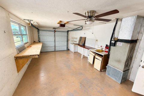 Villa ou maison à louer à Port Richey, Floride: 2 chambres, 101.73 m2 № 2419810 - photo 22