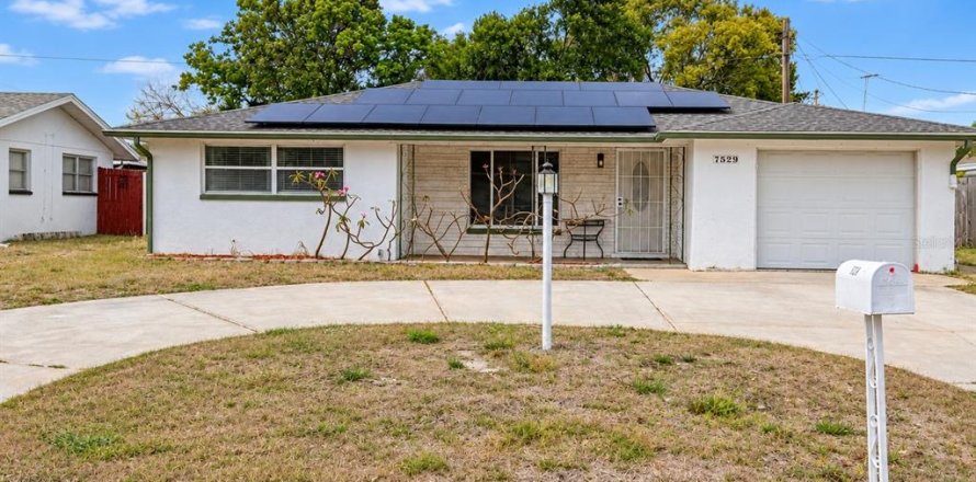Villa ou maison à Port Richey, Floride 2 chambres, 101.73 m2 № 2419810