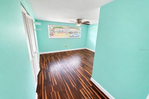 Villa ou maison à louer à Port Richey, Floride: 2 chambres, 101.73 m2 № 2419810 - photo 15