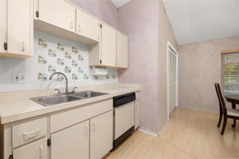 Casa en venta en Kissimmee, Florida, 3 dormitorios, 138.7 m2 № 1893608 - foto 23
