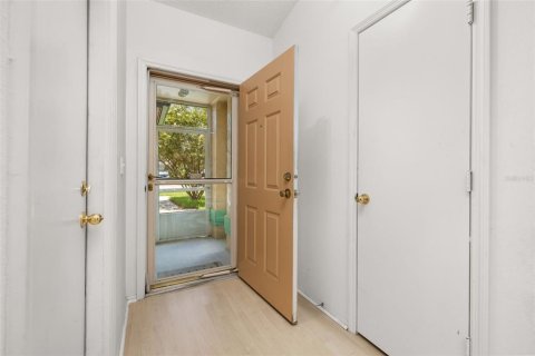 Casa en venta en Kissimmee, Florida, 3 dormitorios, 138.7 m2 № 1893608 - foto 10