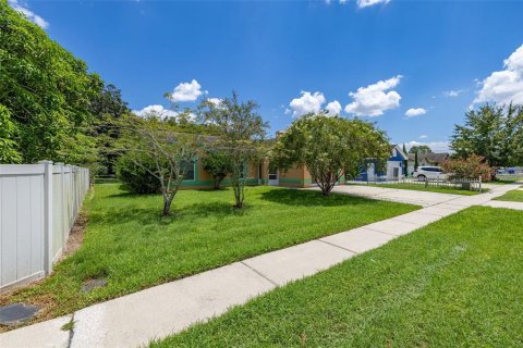 Casa en venta en Kissimmee, Florida, 3 dormitorios, 138.7 m2 № 1893608 - foto 5