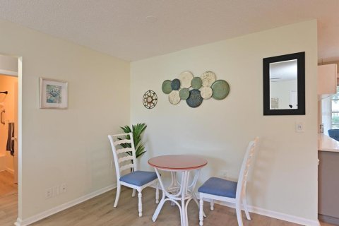 Copropriété à vendre à Bradenton, Floride: 2 chambres, 94.3 m2 № 2150149 - photo 13