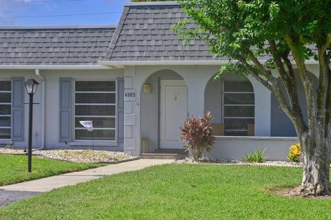 Copropriété à vendre à Bradenton, Floride: 2 chambres, 94.3 m2 № 2150149 - photo 4