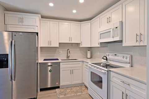 Copropriété à vendre à Bradenton, Floride: 2 chambres, 94.3 m2 № 2150149 - photo 15