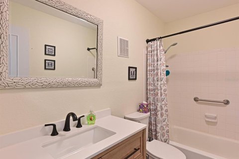 Copropriété à vendre à Bradenton, Floride: 2 chambres, 94.3 m2 № 2150149 - photo 20