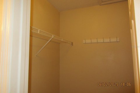 House in Orlando, Florida 4 bedrooms, 228.08 sq.m. № 1778254 - photo 18