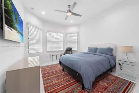 House in Delray Beach, Florida 3 bedrooms, 228.54 sq.m. № 1969682 - photo 24