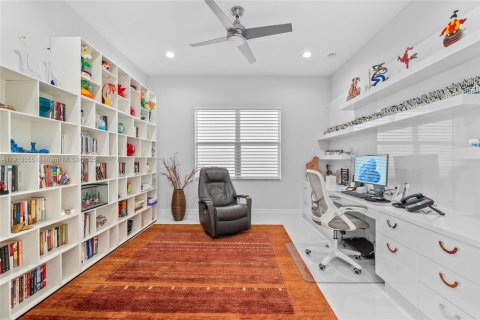 House in Delray Beach, Florida 3 bedrooms, 228.54 sq.m. № 1969682 - photo 14