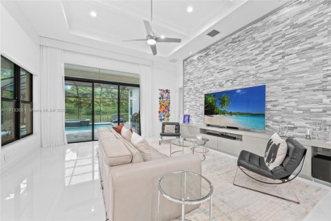 House in Delray Beach, Florida 3 bedrooms, 228.54 sq.m. № 1969682 - photo 12