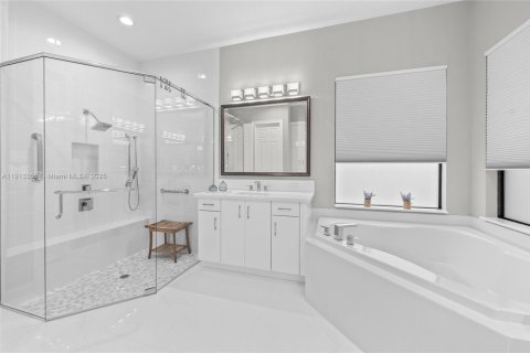 House in Delray Beach, Florida 3 bedrooms, 228.54 sq.m. № 1969682 - photo 20