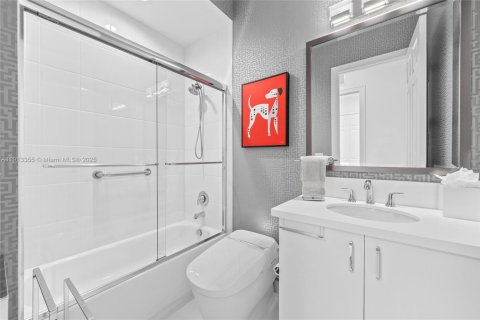 House in Delray Beach, Florida 3 bedrooms, 228.54 sq.m. № 1969682 - photo 26