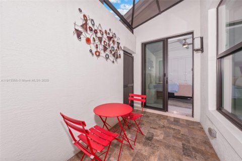 House in Delray Beach, Florida 3 bedrooms, 228.54 sq.m. № 1969682 - photo 29