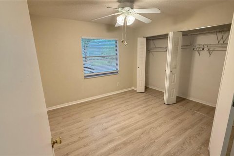 Copropriété à louer à Sun City Center, Floride: 2 chambres, 117.43 m2 № 2406767 - photo 17