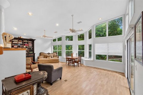 Villa ou maison à vendre à Gainesville, Floride: 6 chambres, 431.16 m2 № 2436778 - photo 12