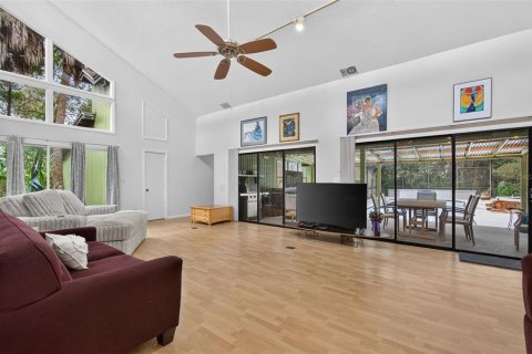 Villa ou maison à vendre à Gainesville, Floride: 6 chambres, 431.16 m2 № 2436778 - photo 14