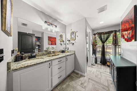 Casa en venta en Ocklawaha, Florida, 3 dormitorios, 196.02 m2 № 2096568 - foto 21