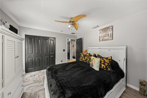 Casa en venta en Ocklawaha, Florida, 3 dormitorios, 196.02 m2 № 2096568 - foto 27