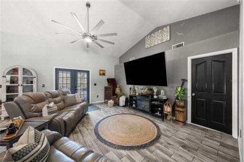 Casa en venta en Ocklawaha, Florida, 3 dormitorios, 196.02 m2 № 2096568 - foto 11