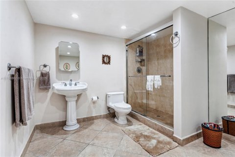 Condominio en venta en Pompano Beach, Florida, 3 dormitorios, 159.42 m2 № 1935710 - foto 17