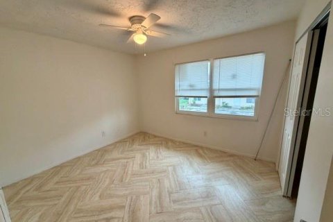 Touwnhouse à vendre à Sarasota, Floride: 2 chambres, 86.96 m2 № 2233383 - photo 12