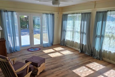 Casa en venta en New Smyrna Beach, Florida, 2 dormitorios, 117.99 m2 № 1548979 - foto 10