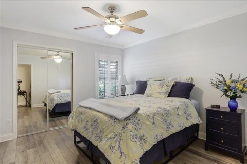 House in Gainesville, Florida 5 bedrooms, 273.69 sq.m. № 1851479 - photo 24