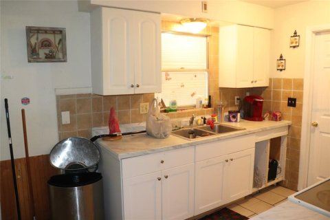 House in Beverly Hills, Florida 2 bedrooms, 86.96 sq.m. № 1761463 - photo 14