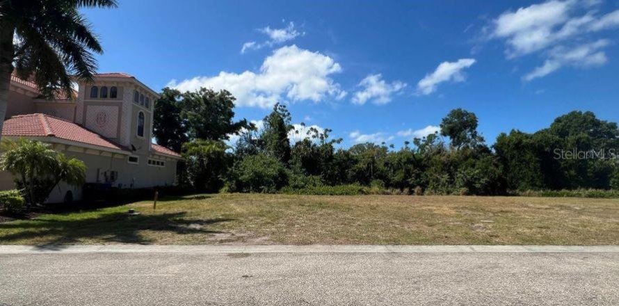 Land in Sarasota, Florida № 2118574