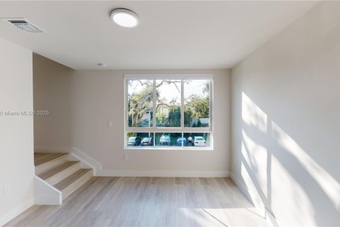 Снять в аренду кондоминиум в Майами, Флорида 2 спальни, 118.26м2, № 1964893 - фото 6