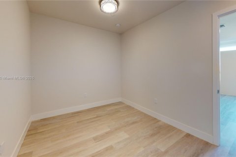 Снять в аренду кондоминиум в Майами, Флорида 2 спальни, 118.26м2, № 1964893 - фото 13