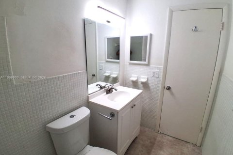 Condominio en alquiler en Miami, Florida, 2 dormitorios, 93.65 m2 № 2031858 - foto 14