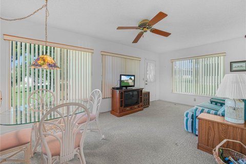 Casa en venta en Lakeland, Florida, 2 dormitorios, 145.02 m2 № 2387743 - foto 9