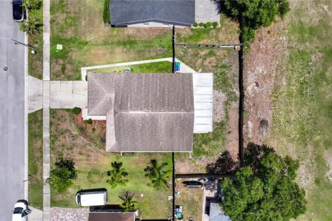 House in Orlando, Florida 3 bedrooms, 137.03 sq.m. № 2222075 - photo 21