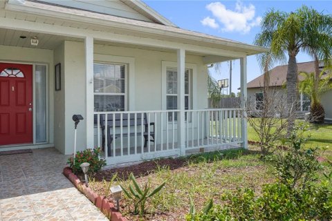 House in Orlando, Florida 3 bedrooms, 137.03 sq.m. № 2222075 - photo 2
