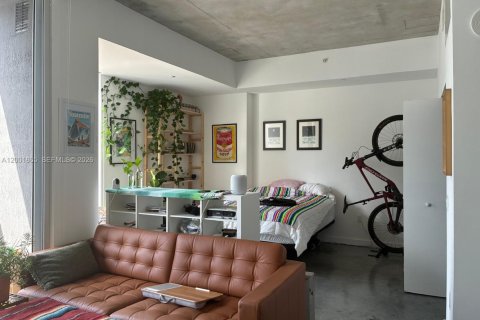 Copropriété à vendre à Miami, Floride: 1 chambre, 49.52 m2 № 2068359 - photo 3