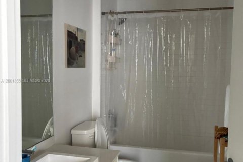 Copropriété à vendre à Miami, Floride: 1 chambre, 49.52 m2 № 2068359 - photo 5