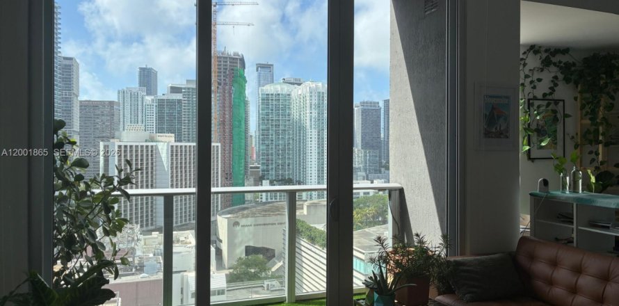 Condo à Miami, Floride, 1 chambre  № 2068359