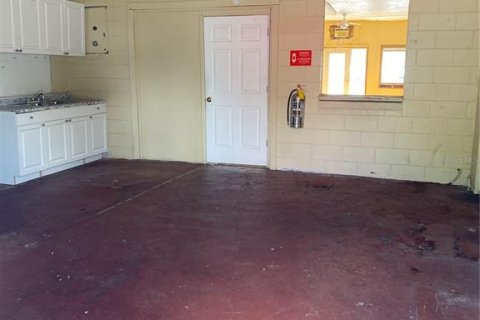 Commercial property in Tampa, Florida 622.45 sq.m. № 2204629 - photo 21