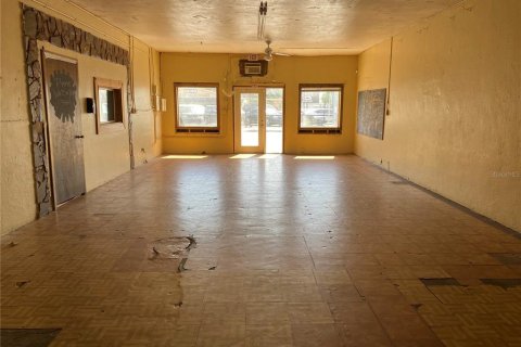 Commercial property in Tampa, Florida 622.45 sq.m. № 2204629 - photo 17