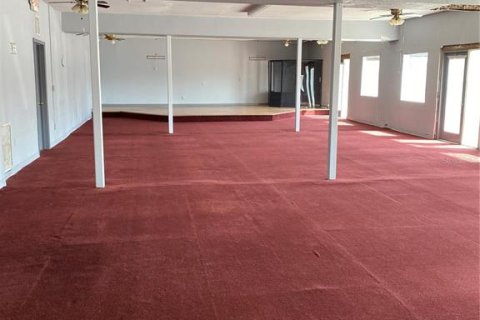 Commercial property in Tampa, Florida 622.45 sq.m. № 2204629 - photo 20