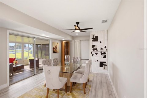 House in North Port, Florida 3 bedrooms, 137.03 sq.m. № 2133876 - photo 10