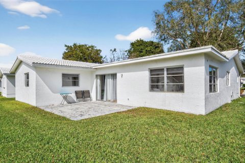 Villa ou maison à vendre à Plantation, Floride: 3 chambres, 144.46 m2 № 2086242 - photo 29