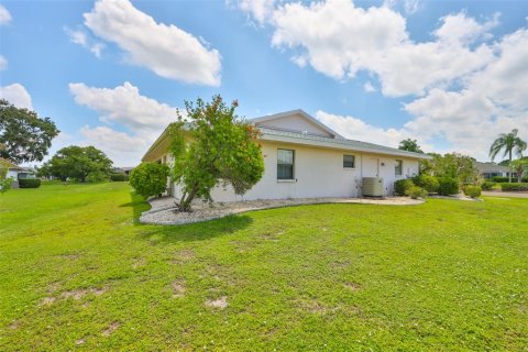 Casa en venta en Sun City Center, Florida, 2 dormitorios, 172.52 m2 № 1884260 - foto 5