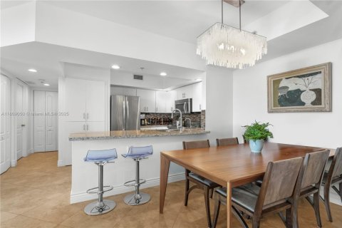 Condominio en venta en Fort Lauderdale, Florida, 2 dormitorios, 112.97 m2 № 1777802 - foto 3
