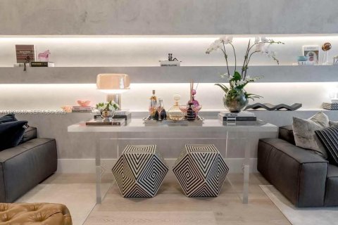 Condo in Surfside, Florida, 3 bedrooms  № 1983083 - photo 5