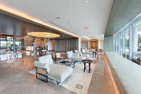 Condo in Surfside, Florida, 3 bedrooms  № 1983083 - photo 27