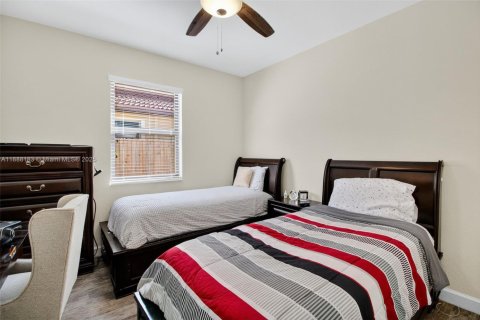 Снять в аренду виллу или дом в Хомстед, Флорида 5 спален, 254.74м2, № 2019872 - фото 18