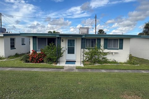 House in Sun City Center, Florida 1 bedroom, 77.48 sq.m. № 2398811